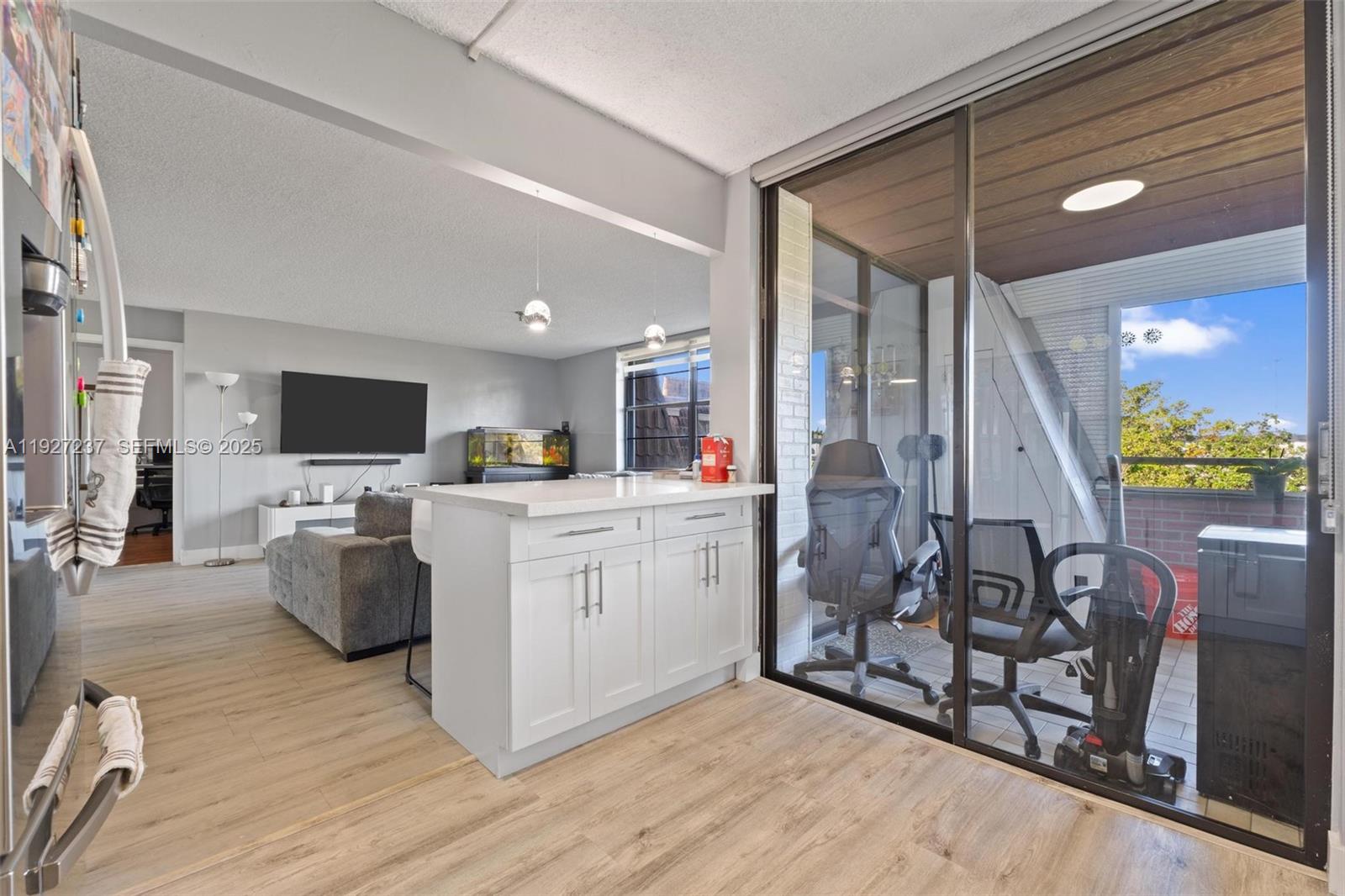 COCO WOOD CONDO - Residential