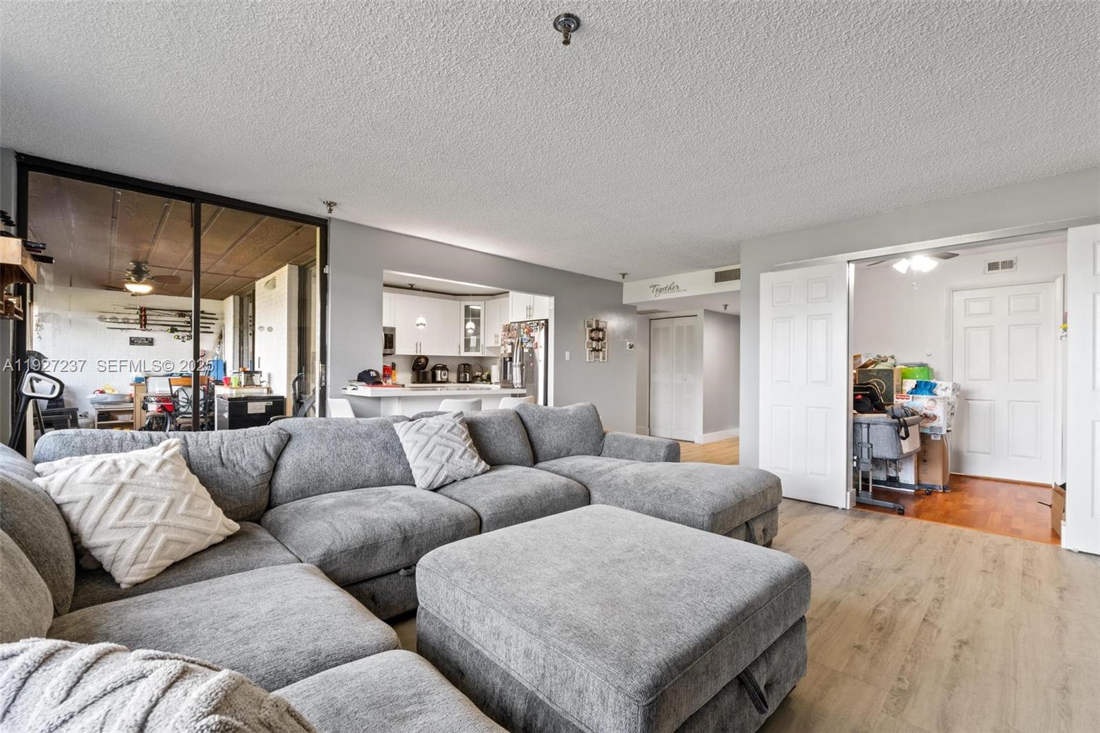 COCO WOOD CONDO - Residential