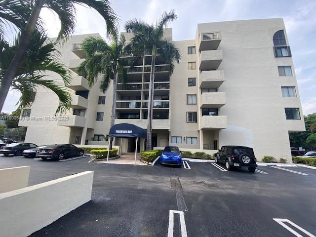 Rental Property at 2715 Tigertail Ave 507, Miami, Broward County, Florida - Bedrooms: 2 
Bathrooms: 1  - $3,000 MO.