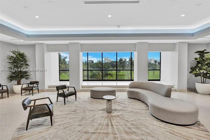 CORONADO CONDO TOWER I - Residential