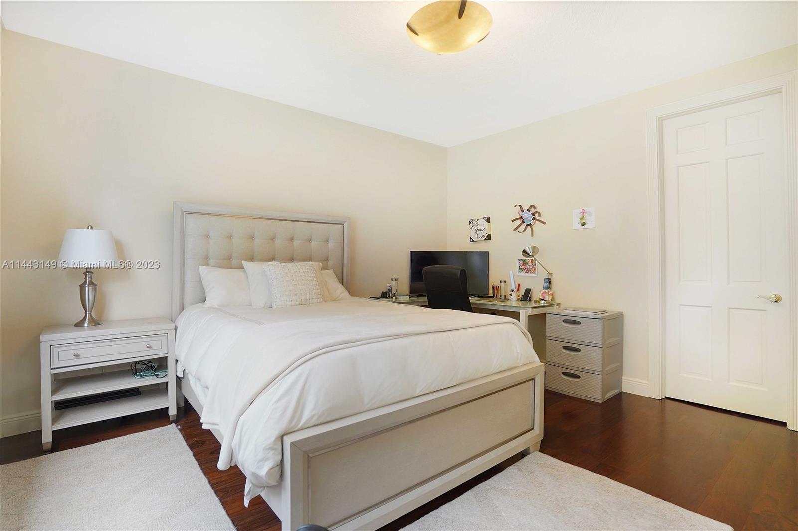 SECTOR 7 SOUTH - PARCELS - Residential