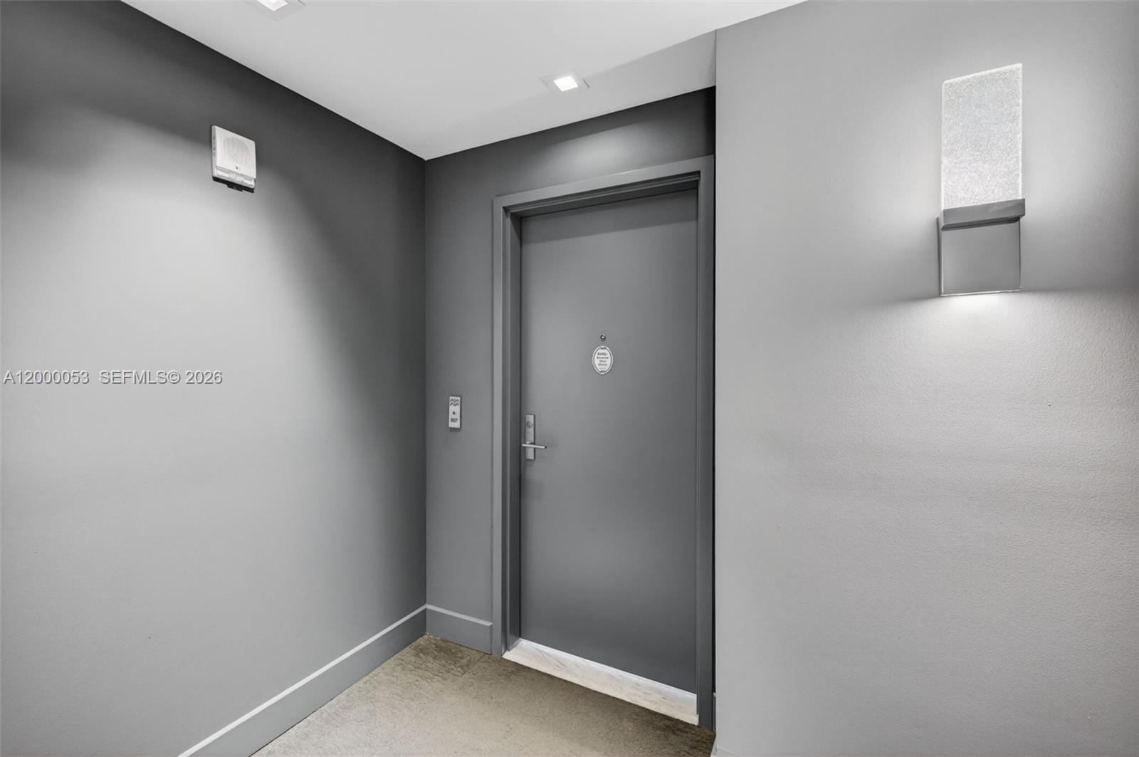 PARQUE TOWERS CONDO - Residential