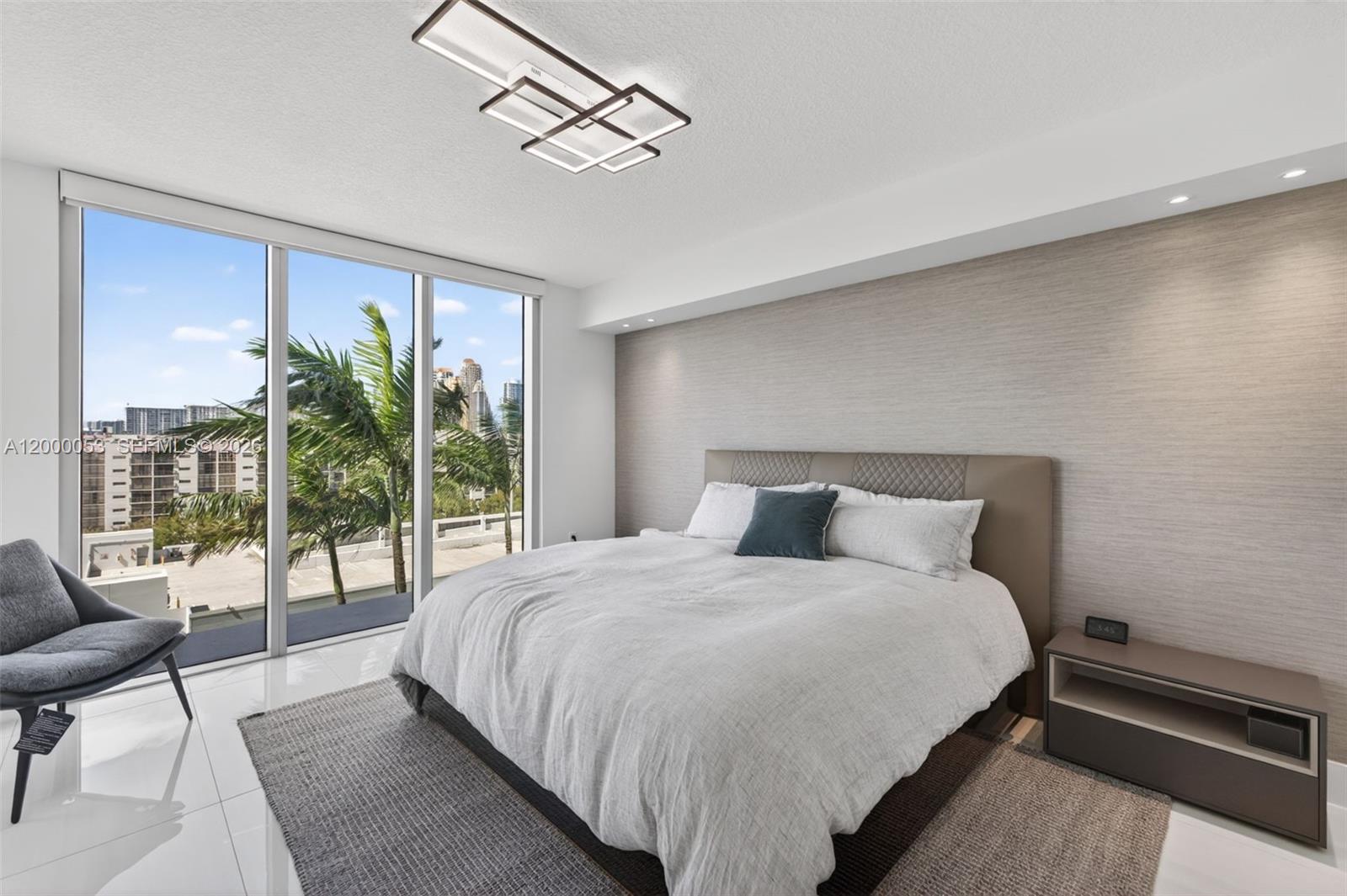 PARQUE TOWERS CONDO - Residential