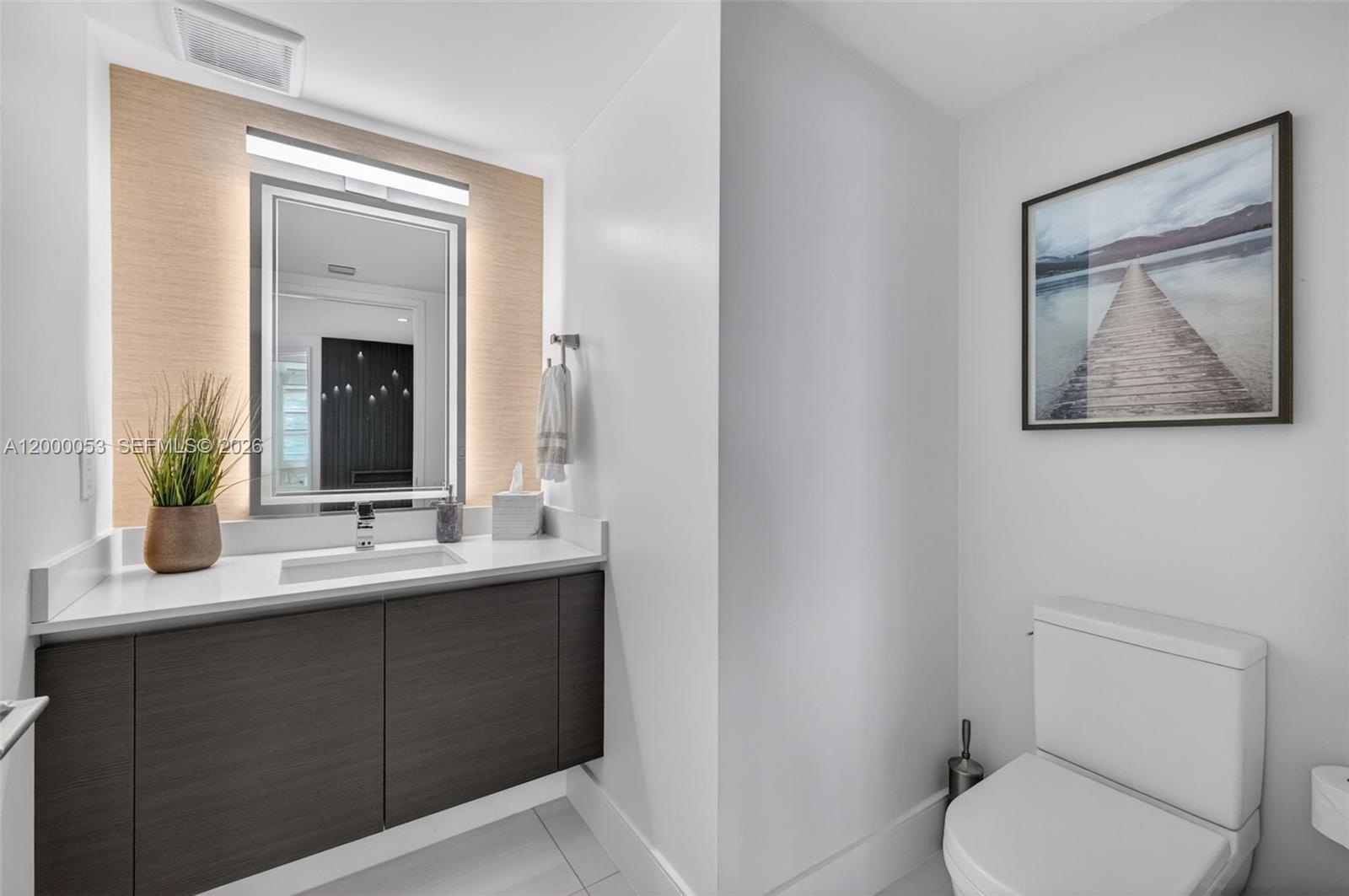 PARQUE TOWERS CONDO - Residential