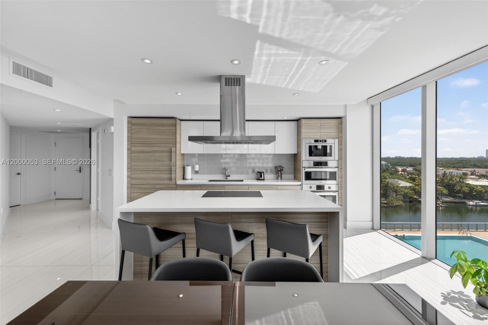 PARQUE TOWERS CONDO - Residential