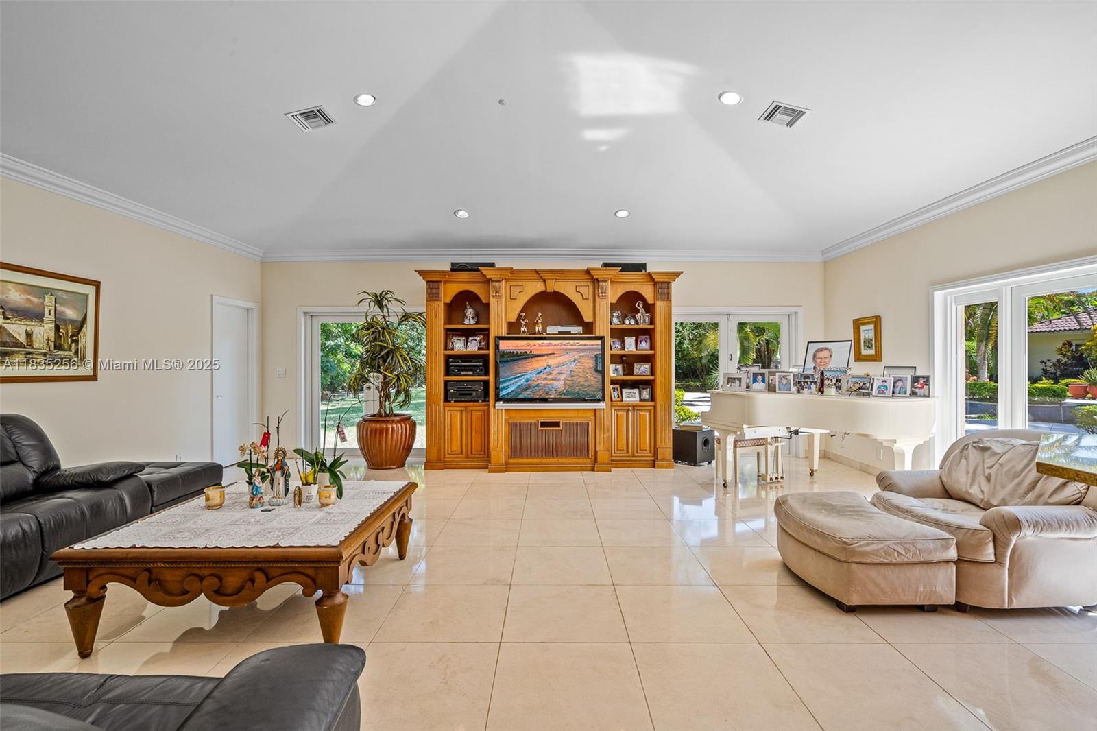 COLLINS ACRES - Residential