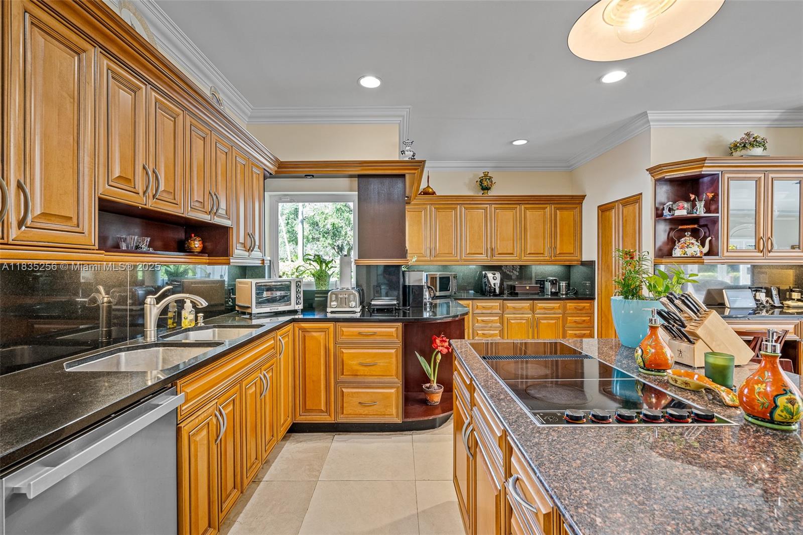 COLLINS ACRES - Residential