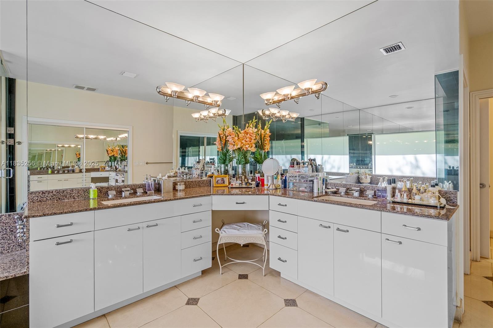 COLLINS ACRES - Residential