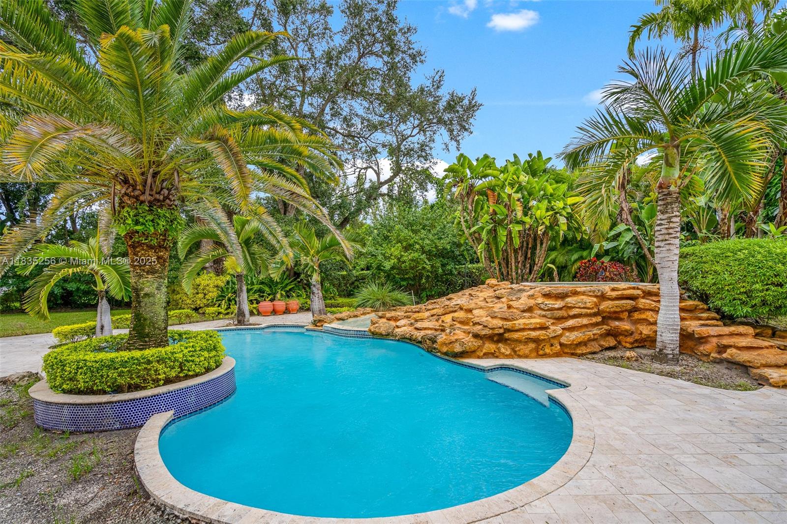 COLLINS ACRES - Residential