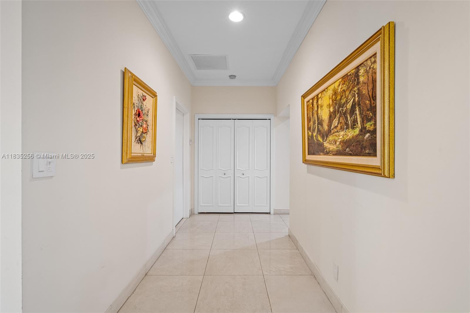 COLLINS ACRES - Residential