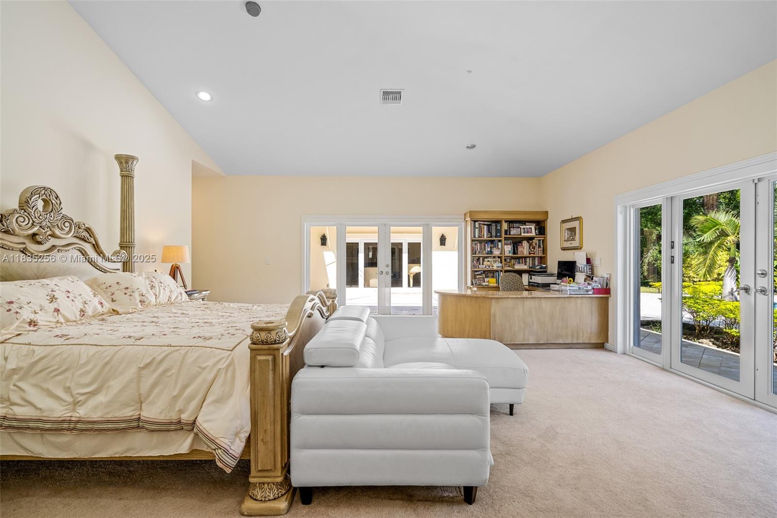 COLLINS ACRES - Residential