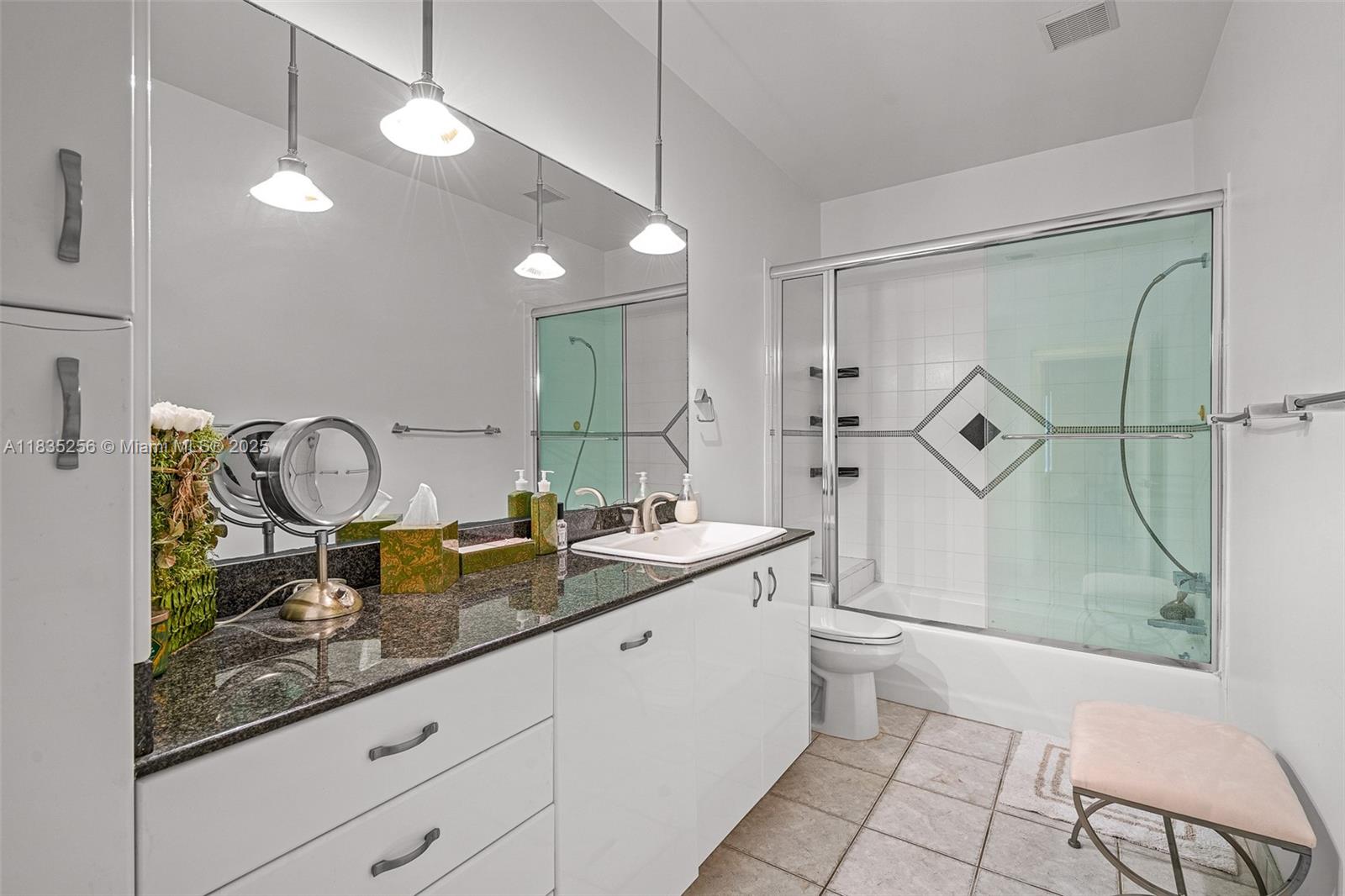 COLLINS ACRES - Residential