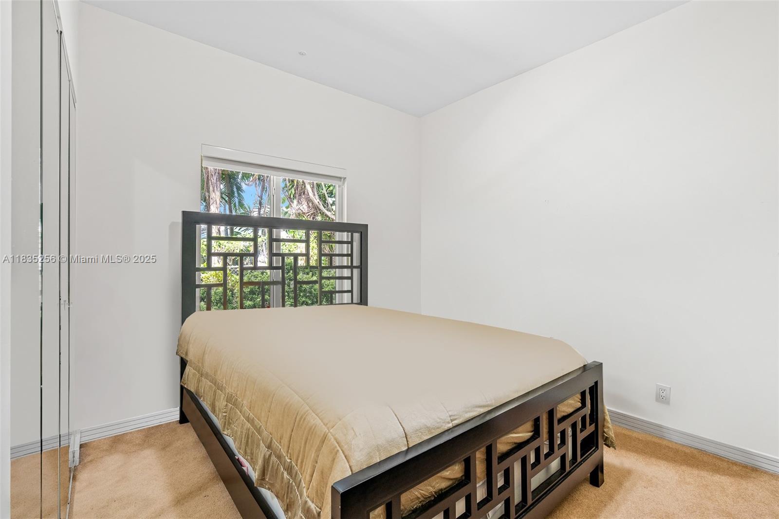 COLLINS ACRES - Residential