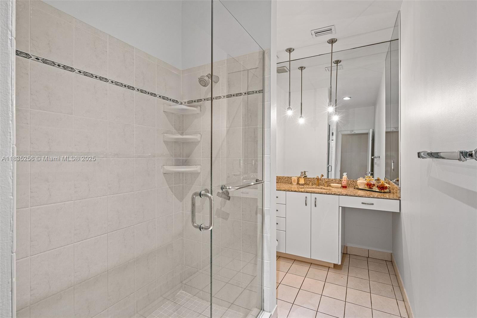 COLLINS ACRES - Residential