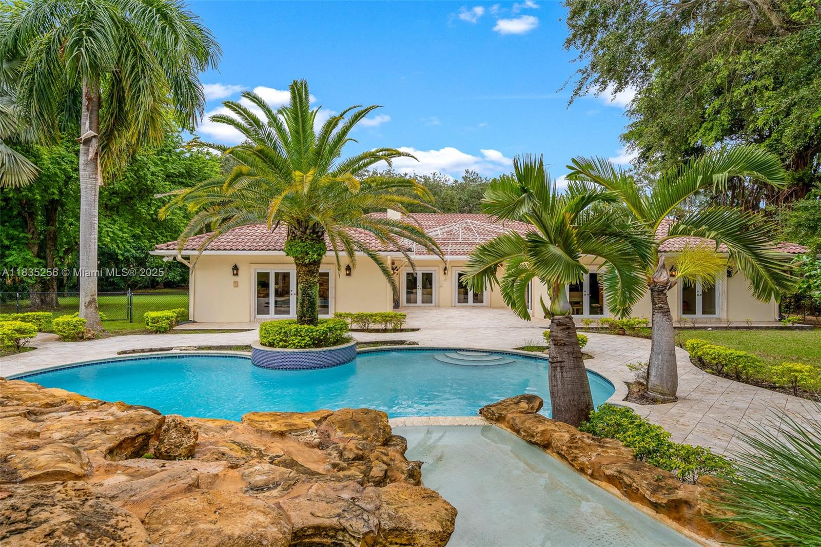 COLLINS ACRES - Residential