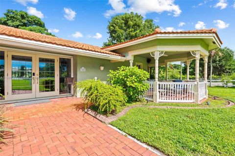 A home in Plantation