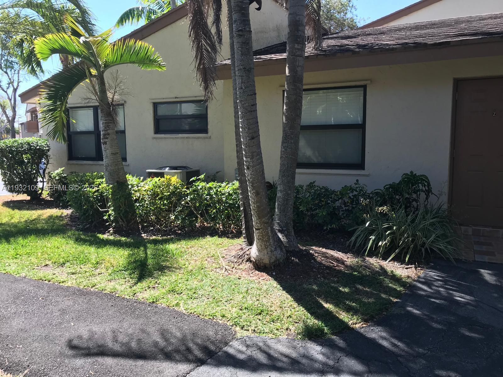 GREENGLADES CONDO NO 17 - Residential Lease