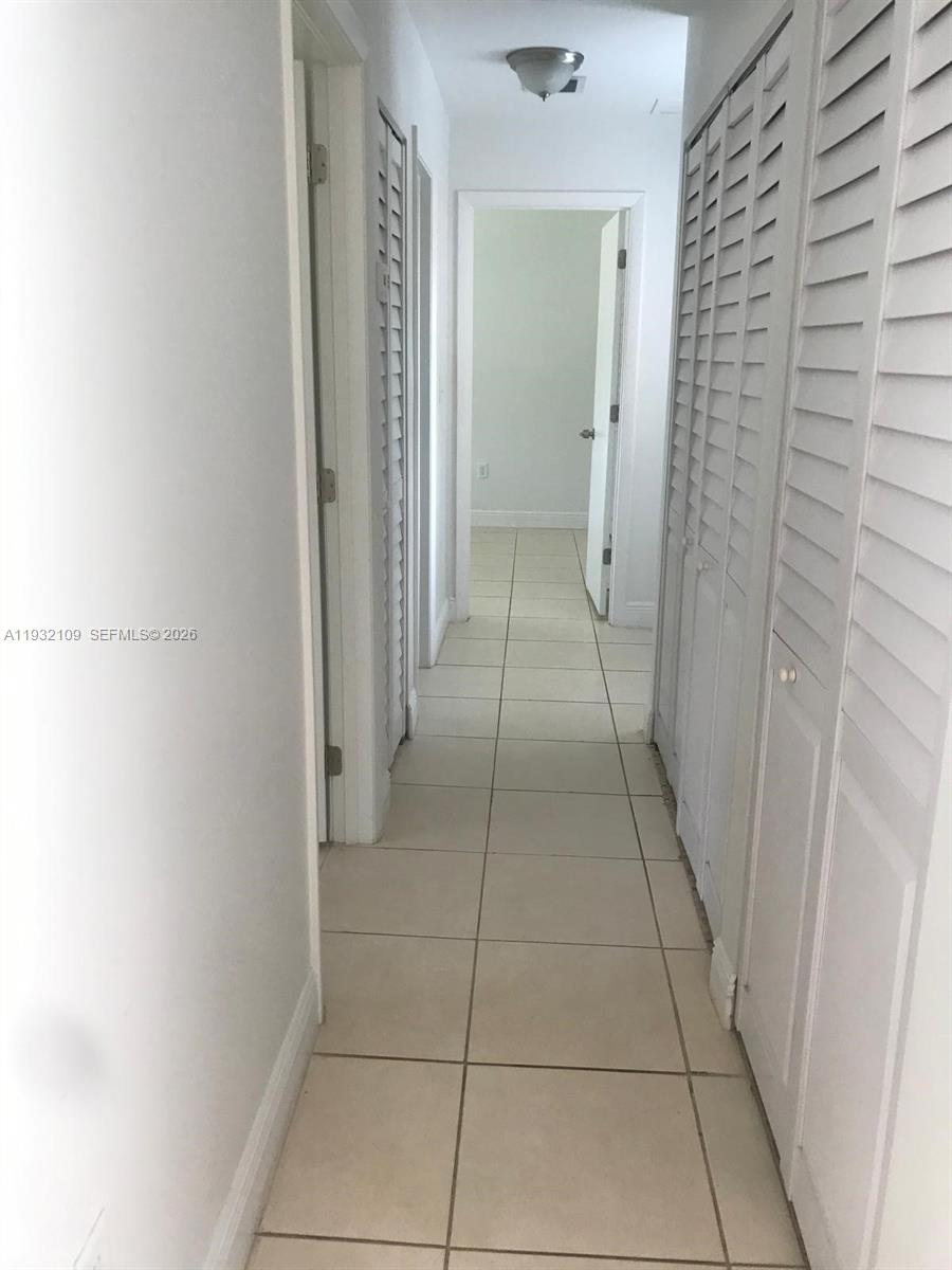 GREENGLADES CONDO NO 17 - Residential Lease