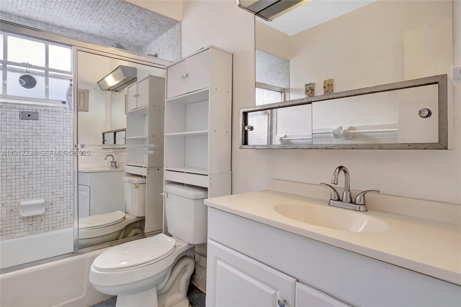 BARCLAY ARMS CONDO - Residential