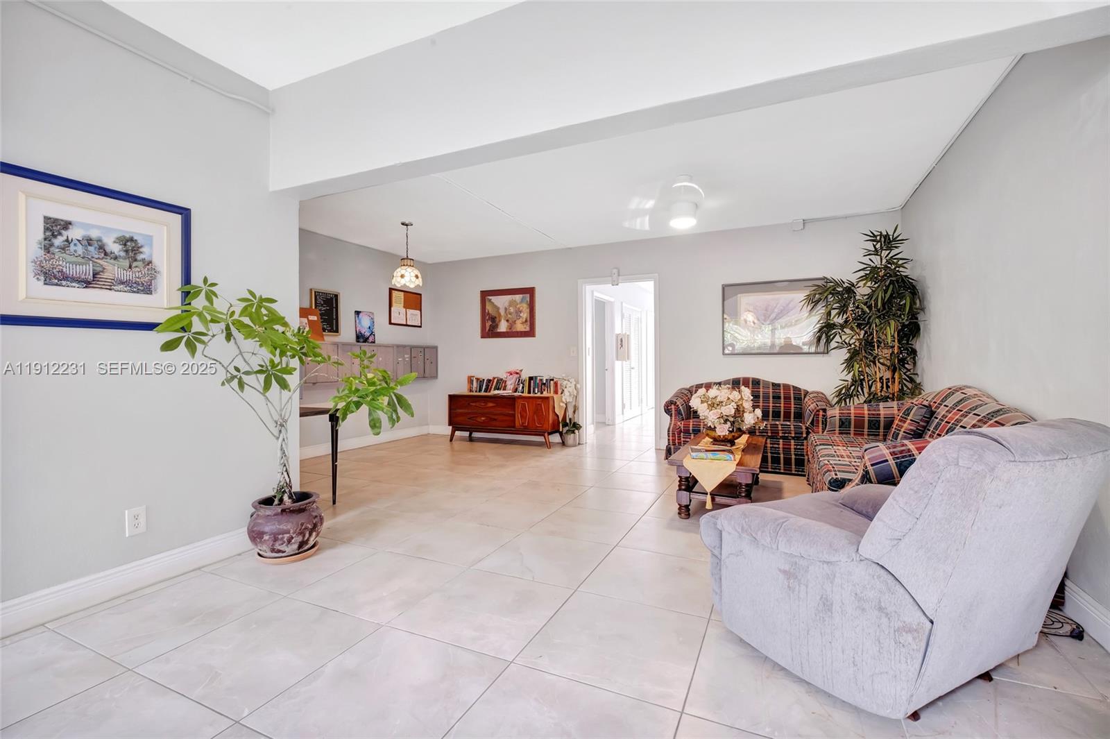 BARCLAY ARMS CONDO - Residential