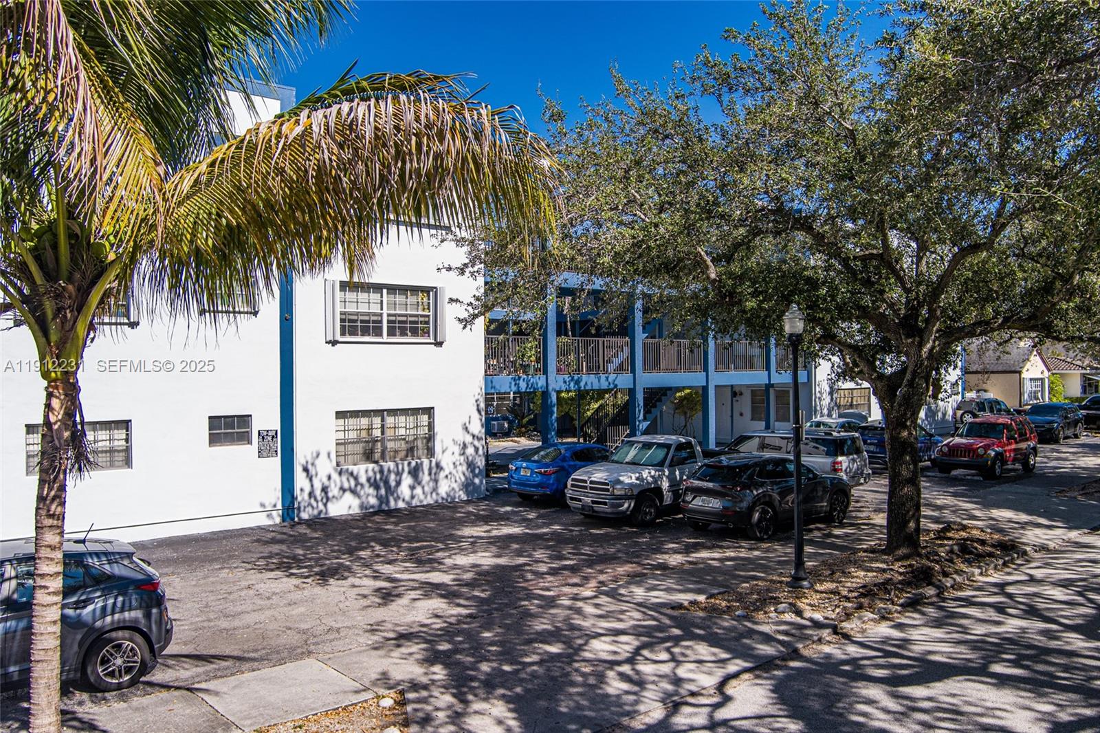 BARCLAY ARMS CONDO - Residential