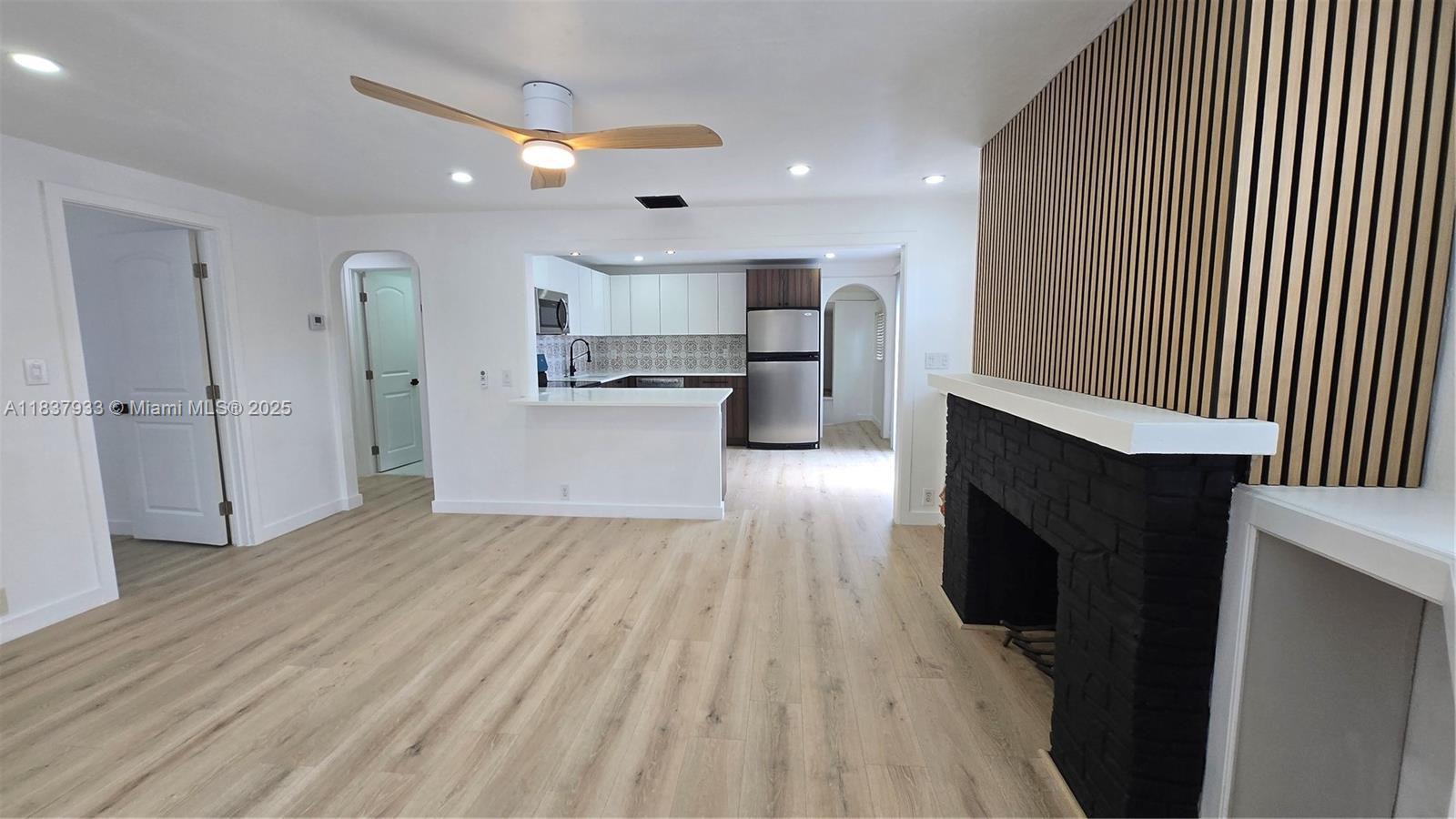 1448 NE 24th Ct