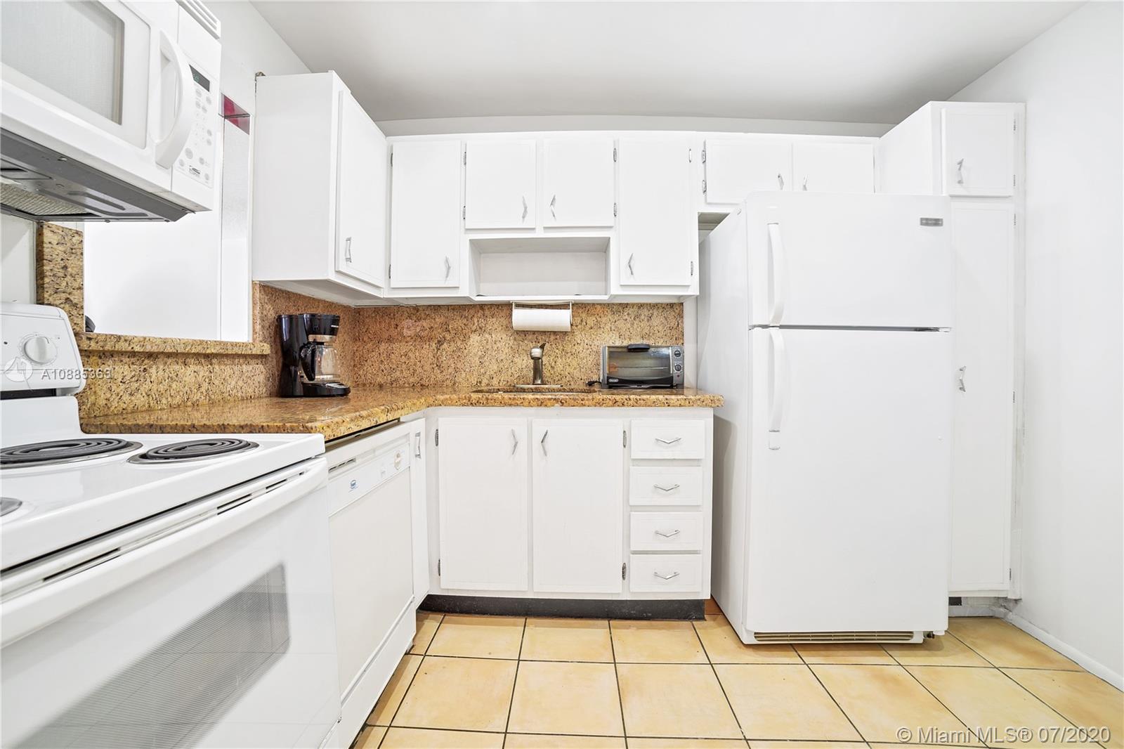 BAYVIEW TERR CONDO - Residential Lease