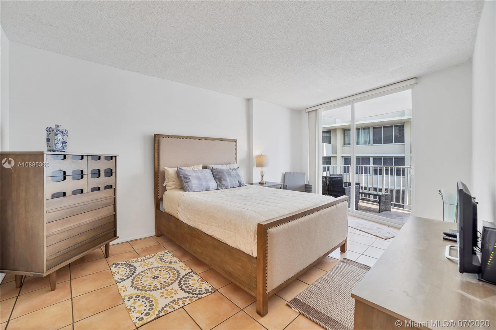 BAYVIEW TERR CONDO - Residential Lease