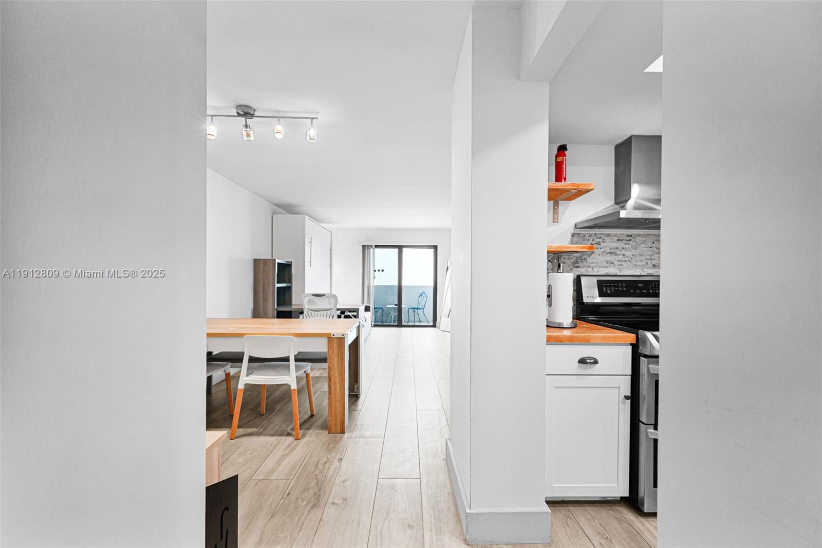 COLLINS VIEW CONDO - Residential