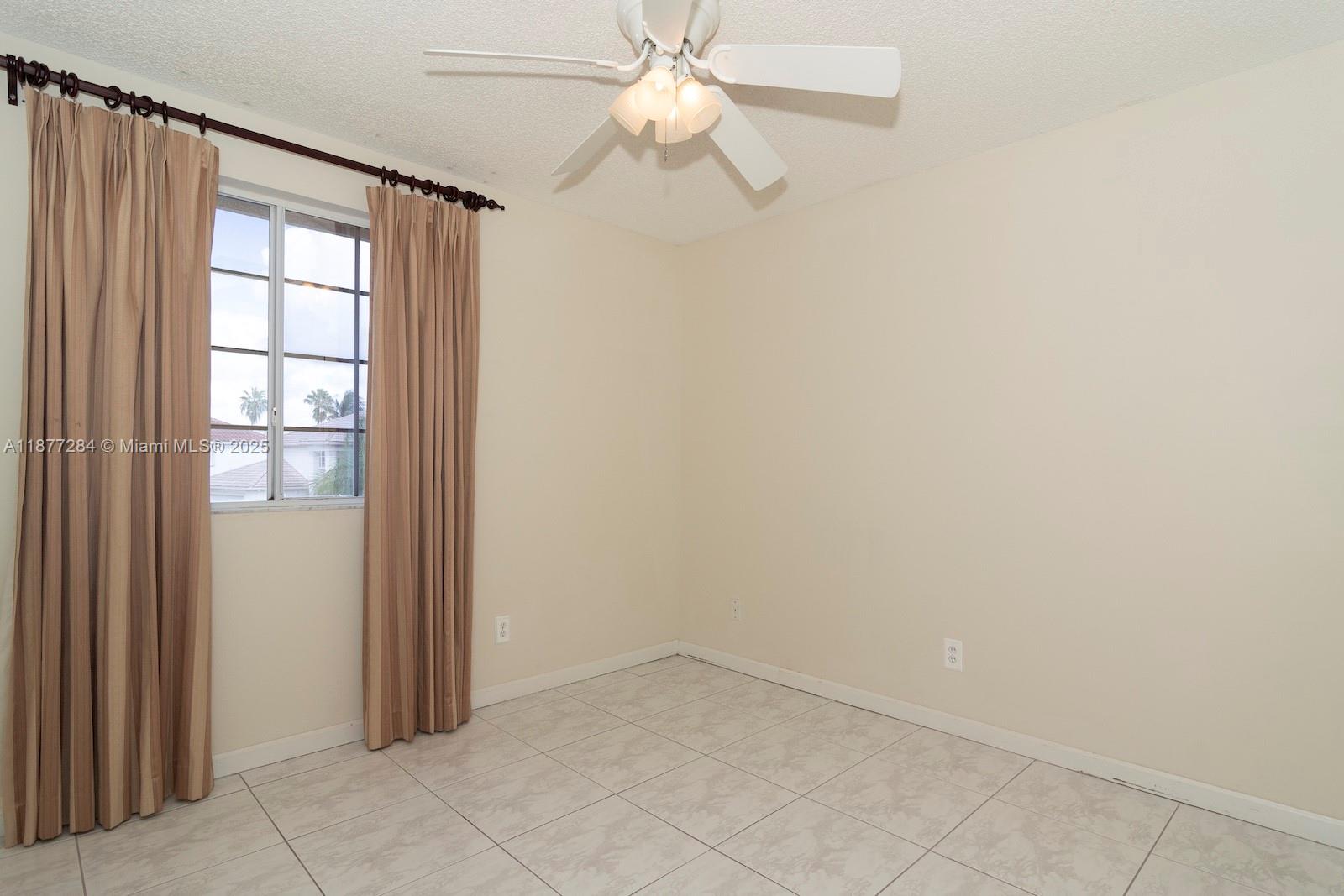 SILVER LAKES PHASE III - Residential