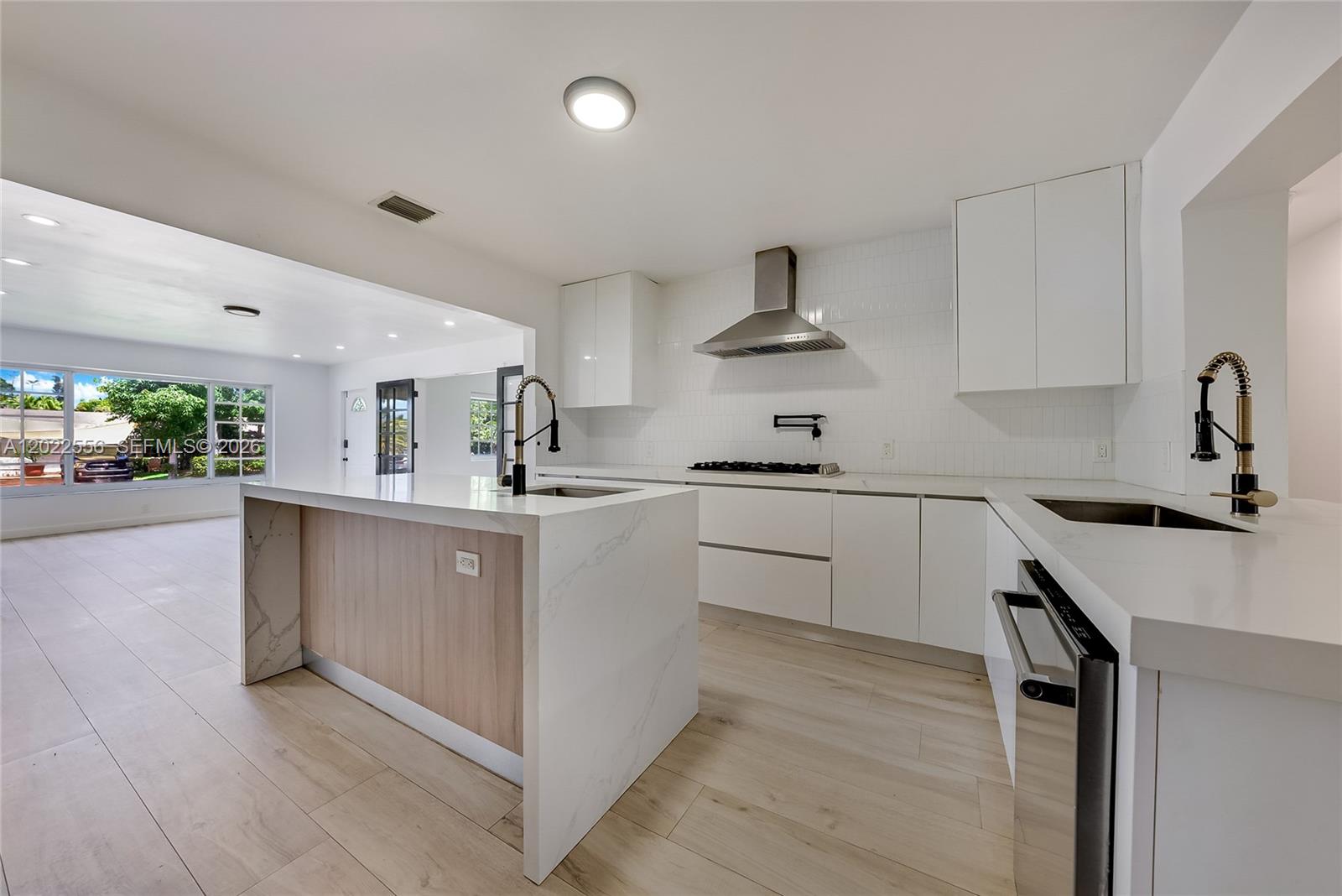 Hallandale Beach - Residential