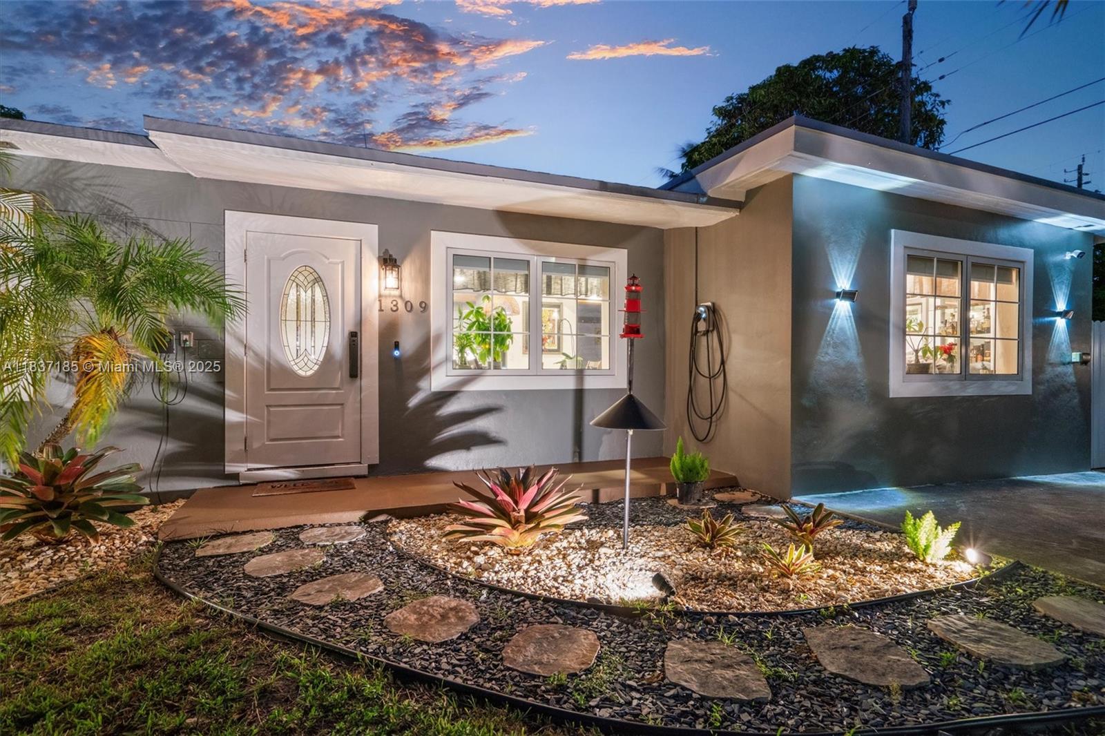 1309 SW 22nd Ter
