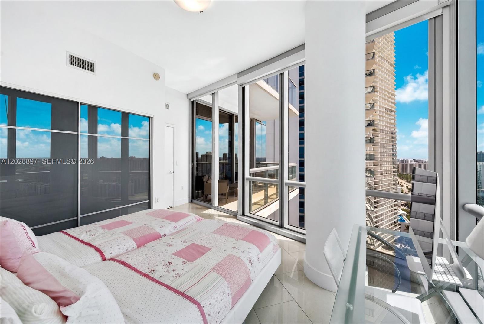 JADE OCEAN CONDO - Residential