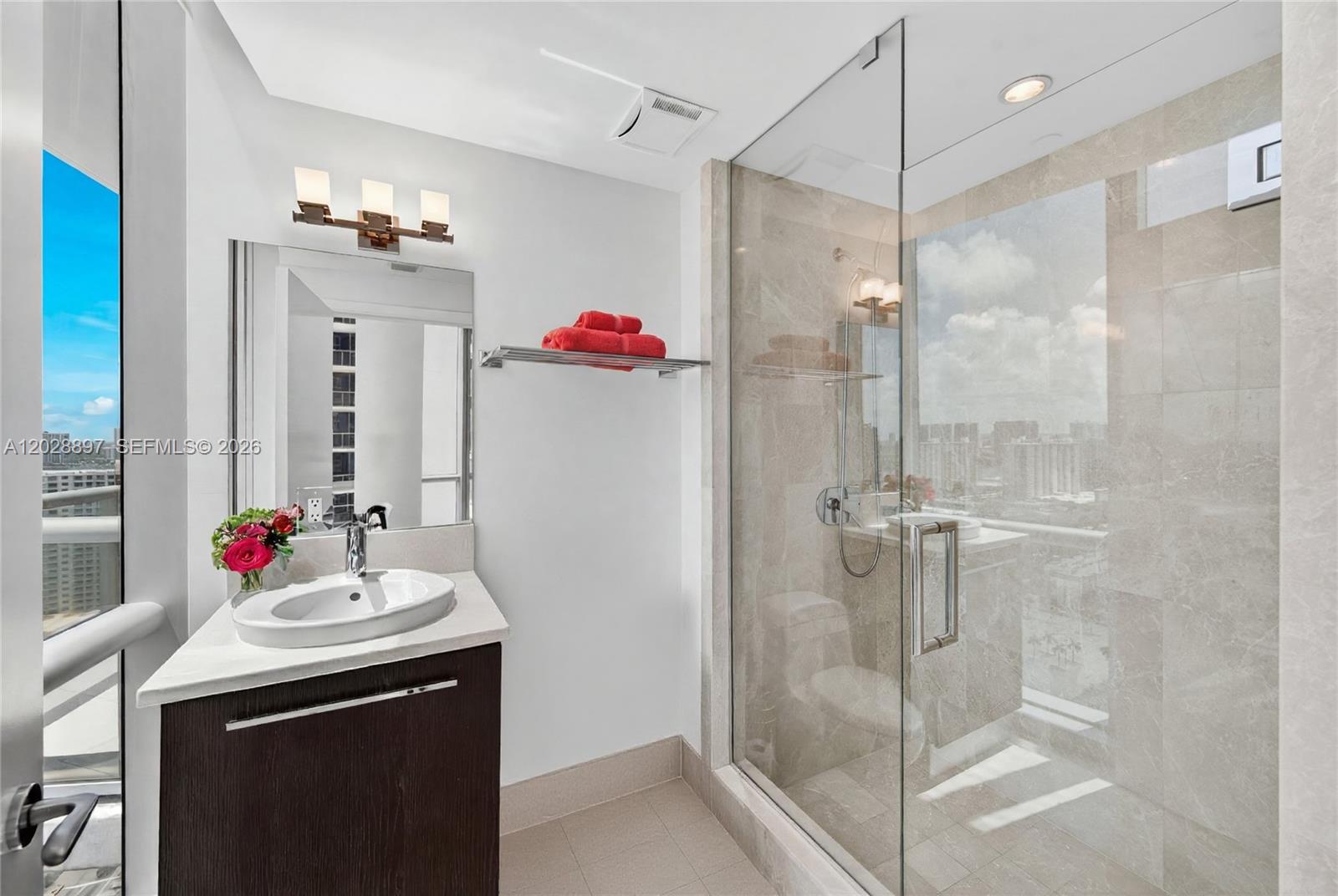 JADE OCEAN CONDO - Residential