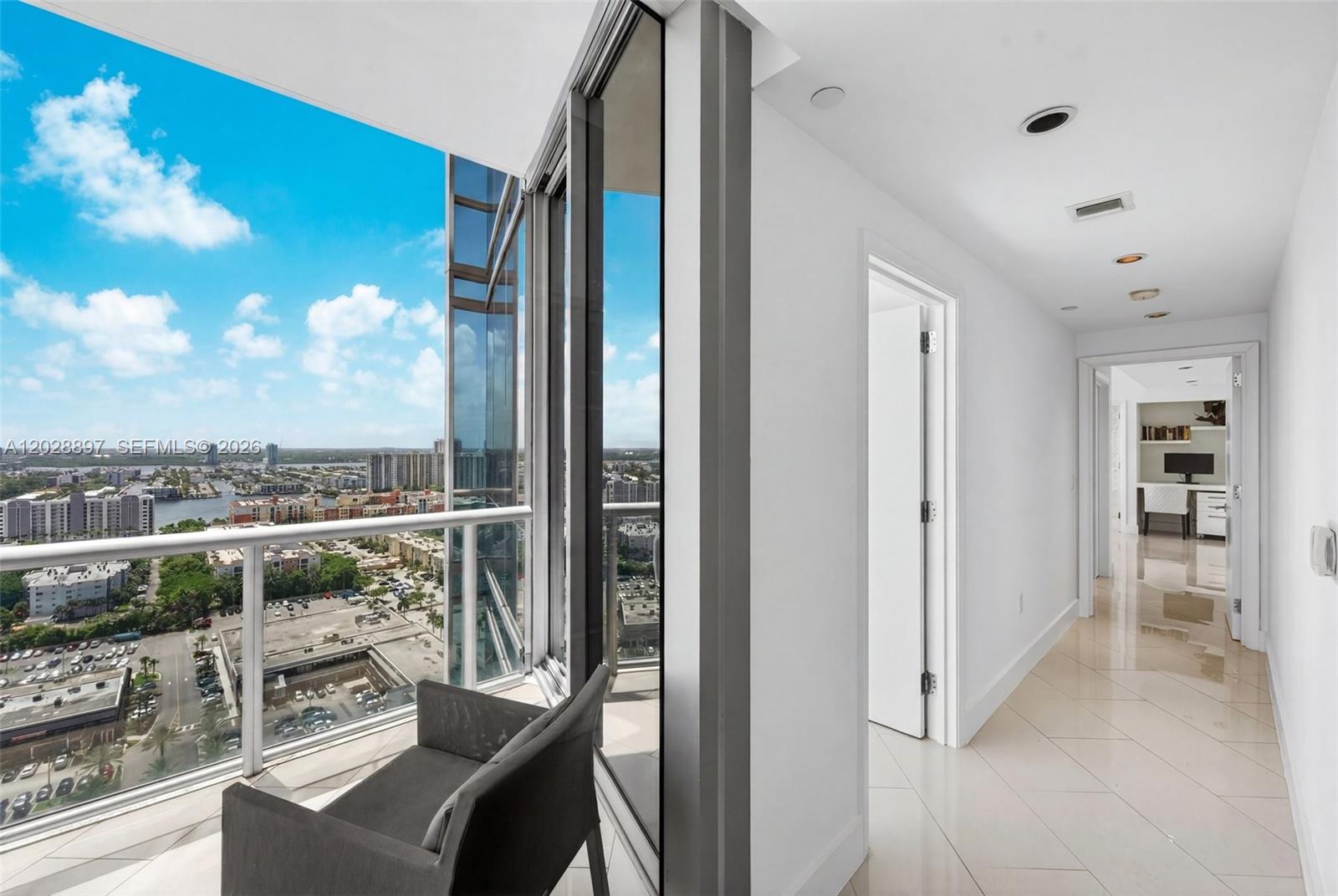 JADE OCEAN CONDO - Residential
