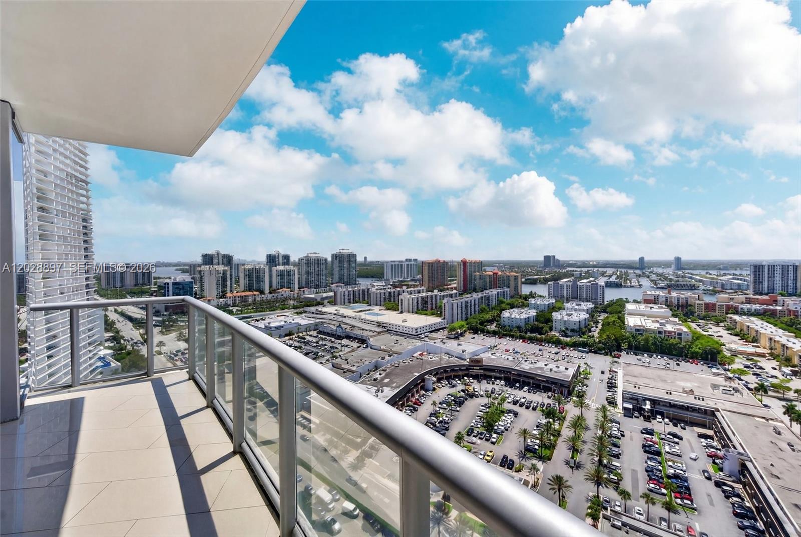 JADE OCEAN CONDO - Residential