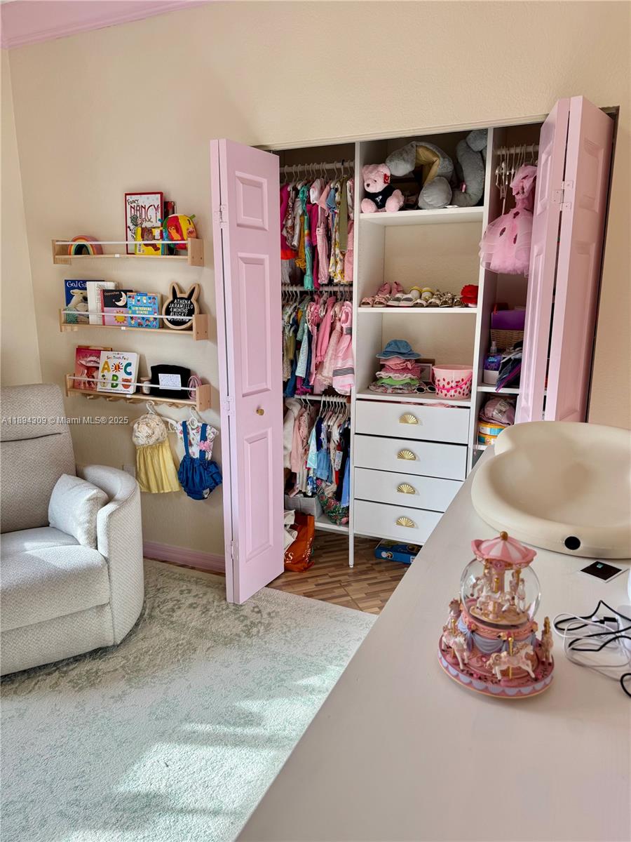 CHRISTYS ESTATES - Residential