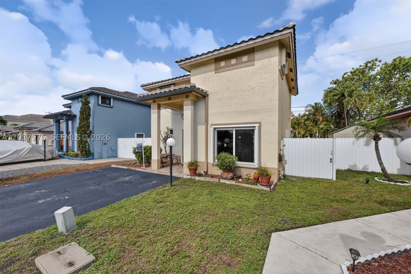 18536 NW 56th Pl, Miami Gardens FL 33055