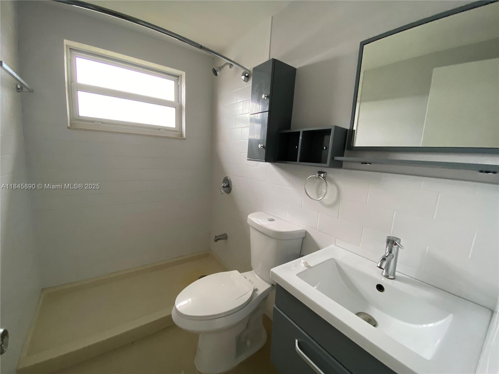 LISETTE CONDO - Residential Lease