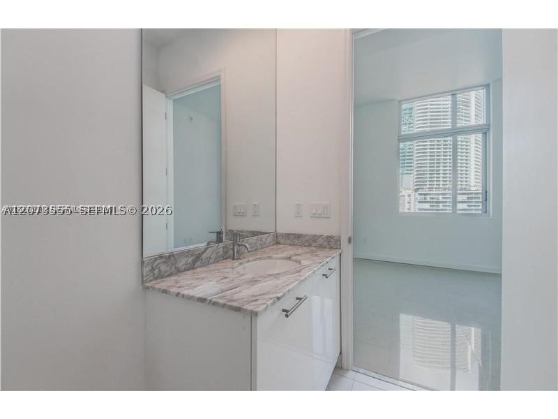 500 Brickell Ave 1101