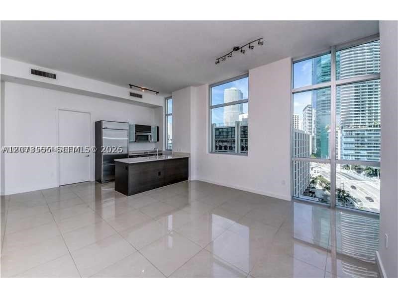 500 Brickell Ave 1101