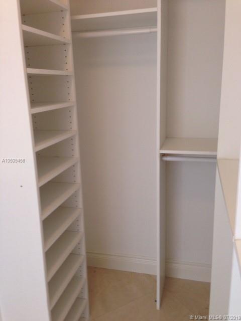 akoya condo - Residential Lease