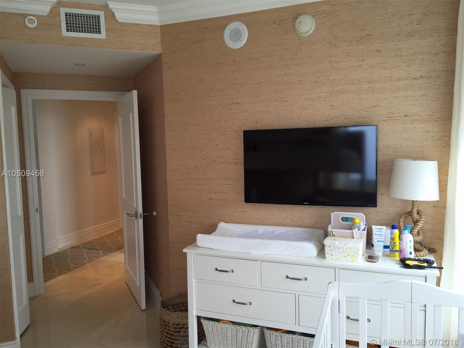 akoya condo - Residential Lease