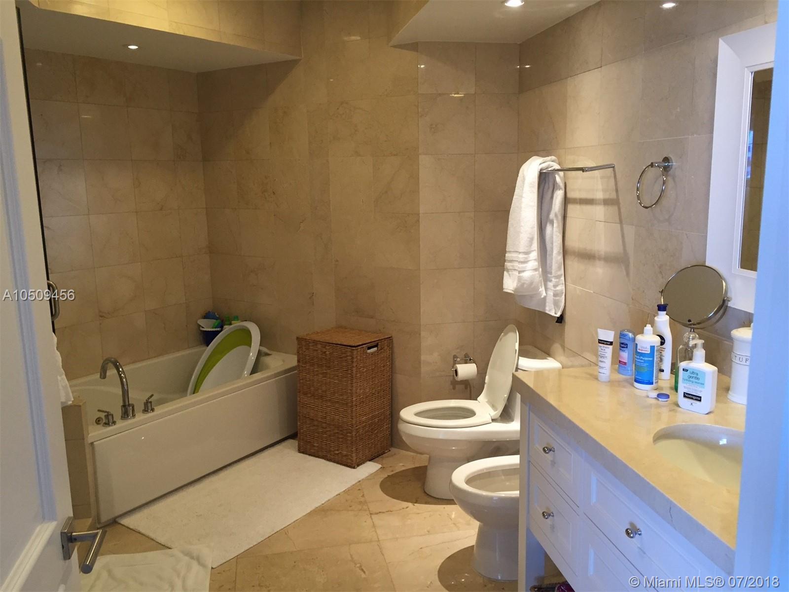 akoya condo - Residential Lease