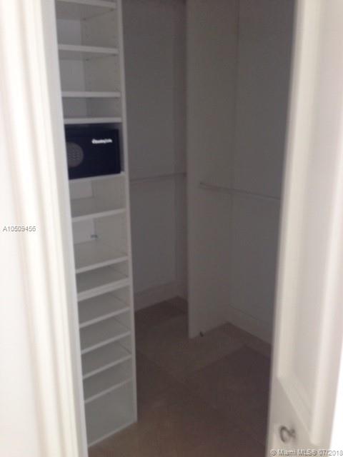 akoya condo - Residential Lease