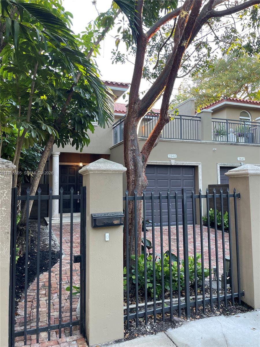 PENT HOMESTEAD - Residential Lease