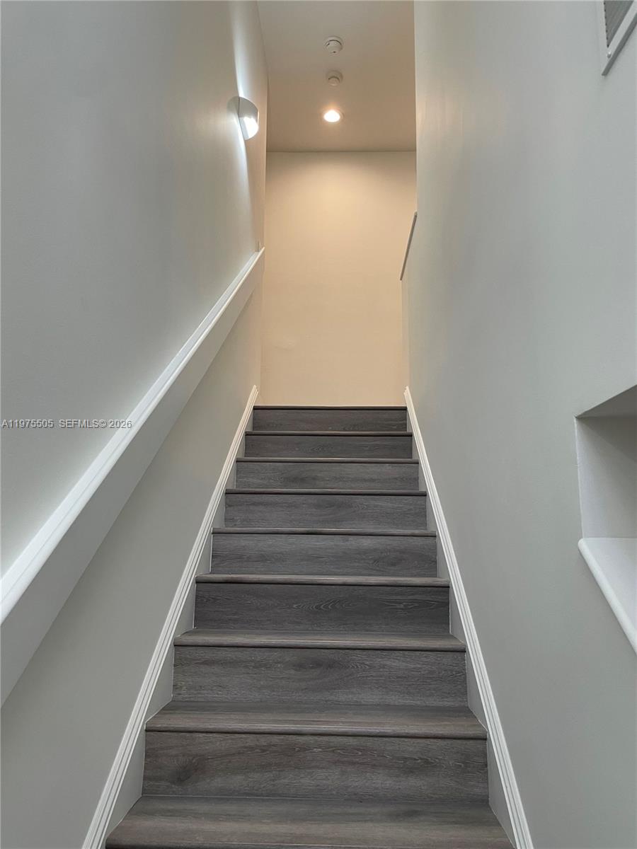 PENT HOMESTEAD - Residential Lease