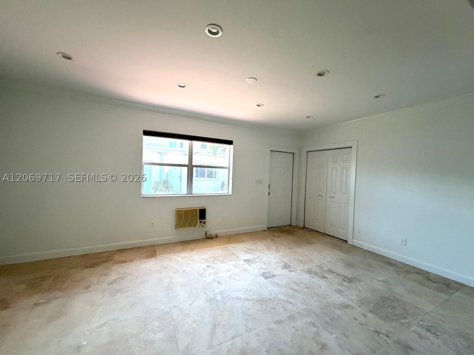 1239 Marseille Dr 2