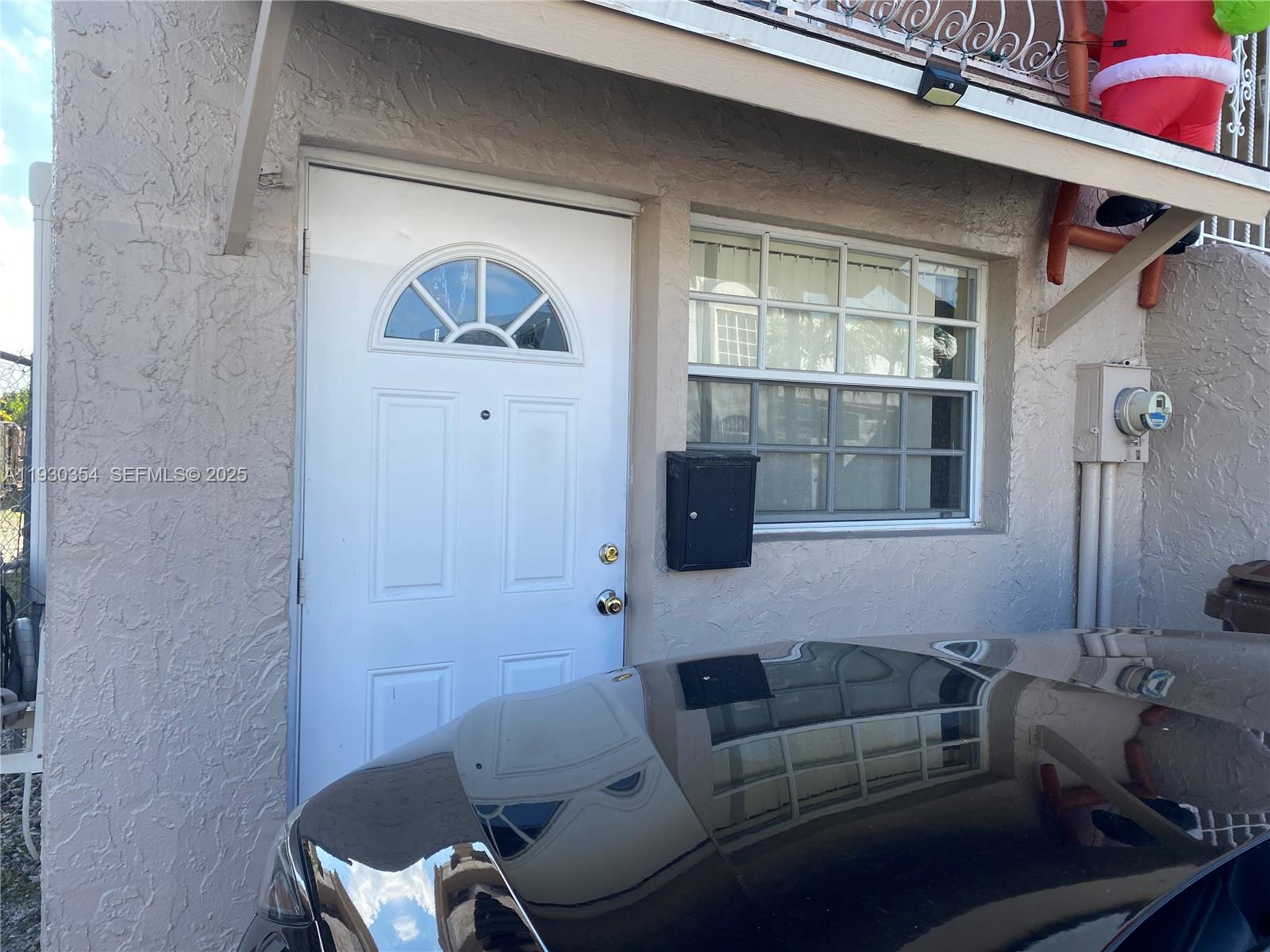 MANGO HILL CONDO NO 3 - Residential Lease