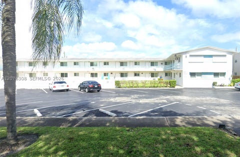 Photo of 3525 Tyler St #9, Hollywood, FL 33021 (MLS # A12076308)